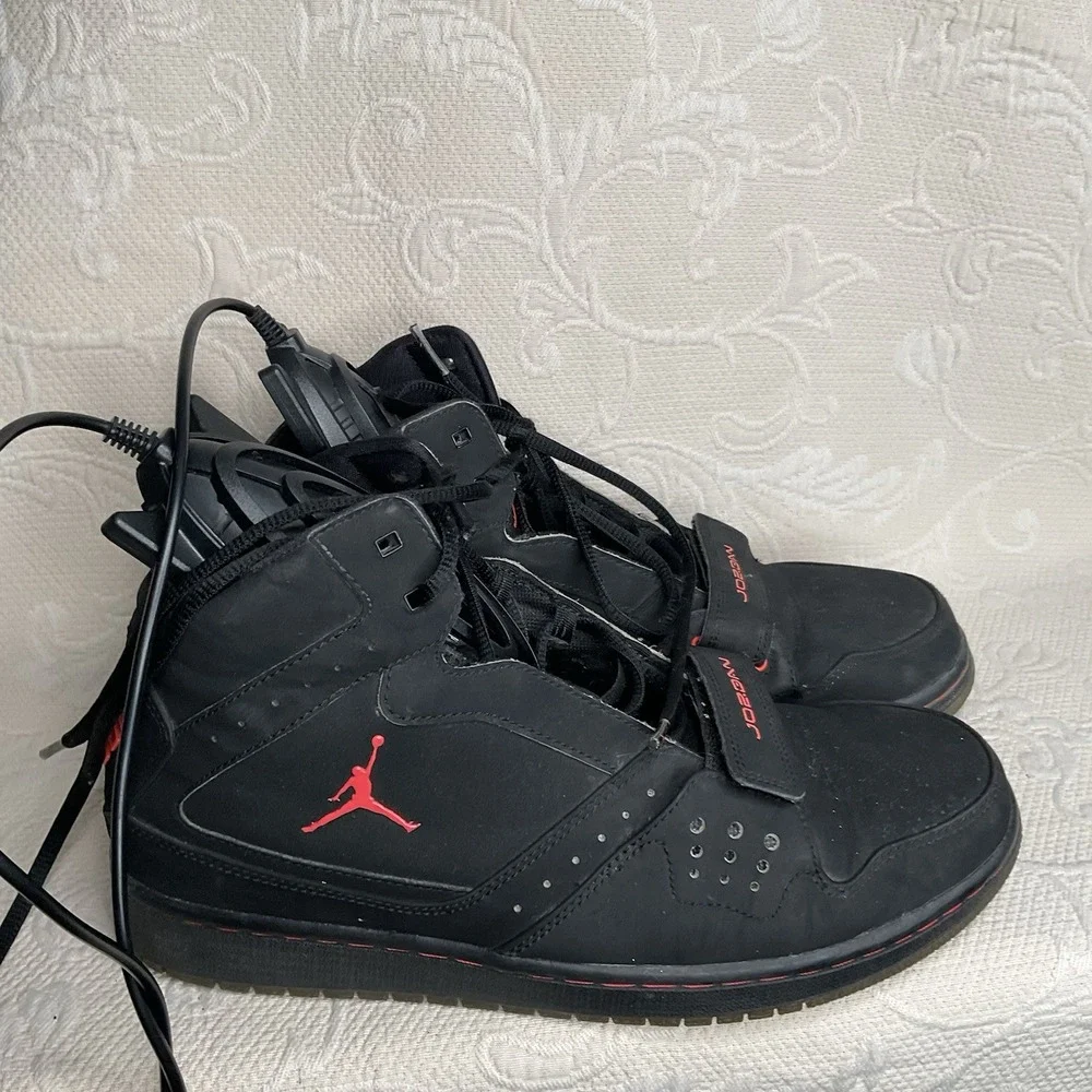 Vintage RARE Nike Air Jordan 628584-023 Men's Shoes Size 10‎